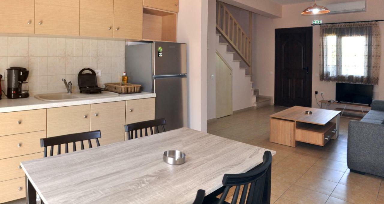 Houses Nikolaos Άφυτος Εξωτερικό φωτογραφία